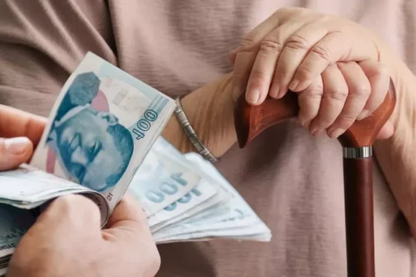 Bağ-Kur Emeklilerine Zam Müjdesi: En Düşük Maaş Yükseldi!